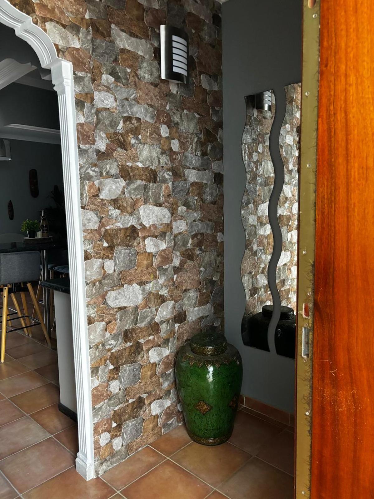Apartamento Hans San Antonio  エクステリア 写真