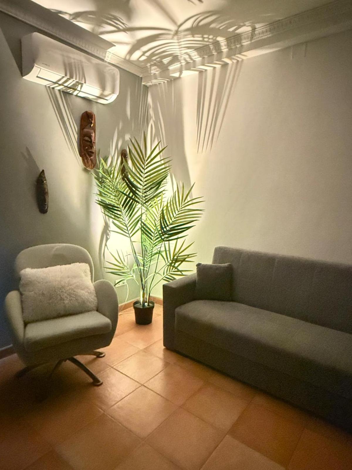 Apartamento Hans San Antonio  エクステリア 写真